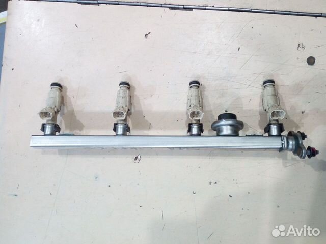 Топливная рампа с форсунками Kia Sportage 3