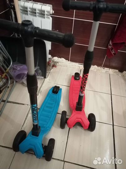 Самокат трехколесный бу