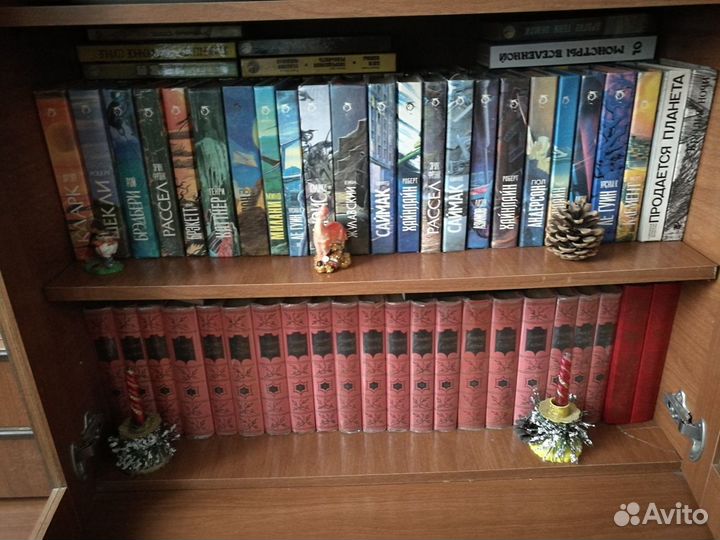 Продаётся библиотека