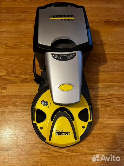 Робот пылесос Karcher RC3000