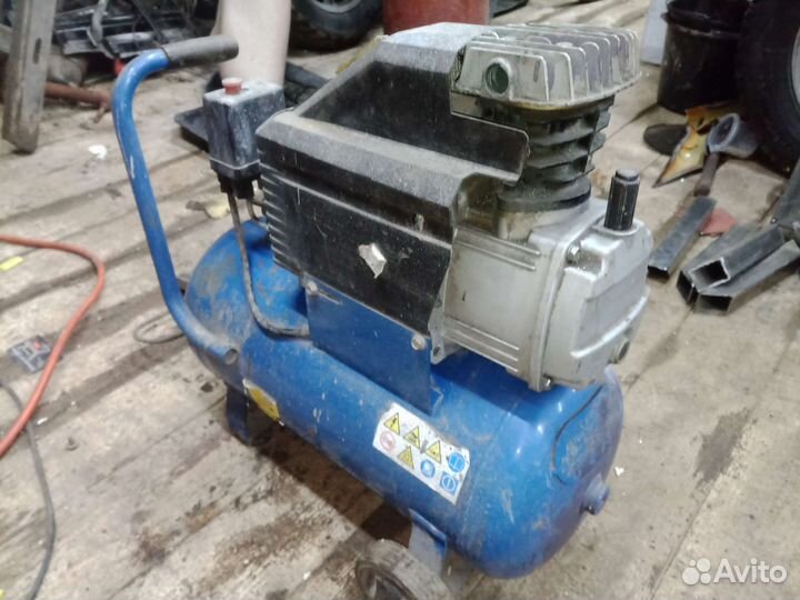 Компрессор воздушный 220в