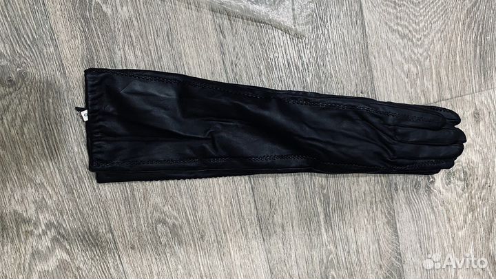 Перчатки женские кожаные новые