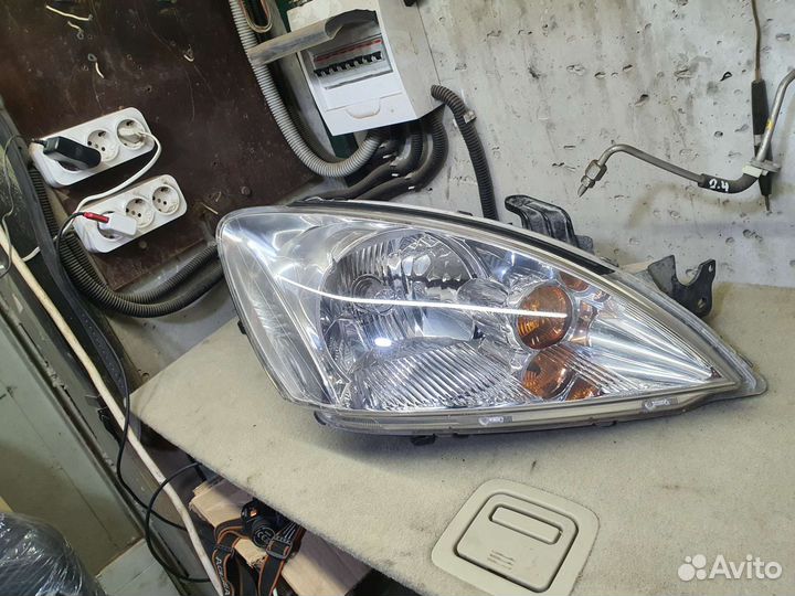 Фара правая mitsubishi lancer 9 2006 г
