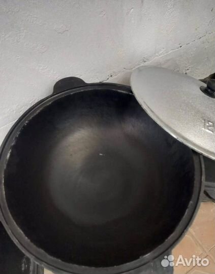Казан чyгунный 12 литров
