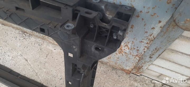 Передняя панель superb