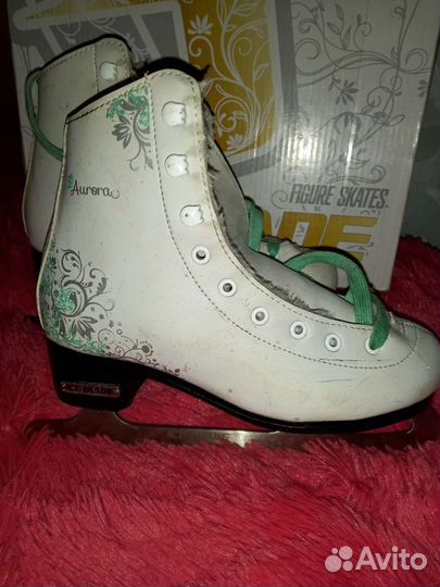 Коньки фигурные детские