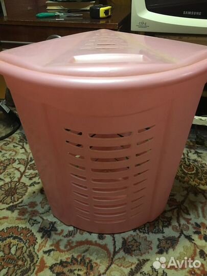 Корзина для белья угловая