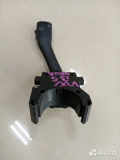 Подрулевой переключатель дворников Volkswagen