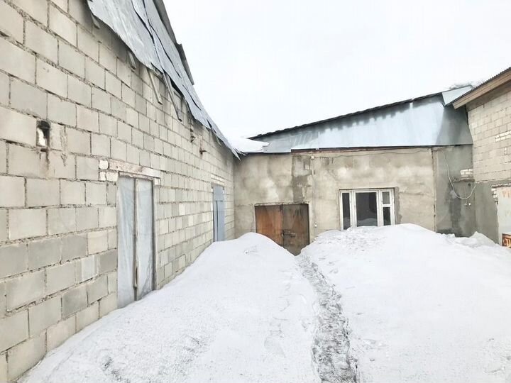 Продам здание, 421.3 м²