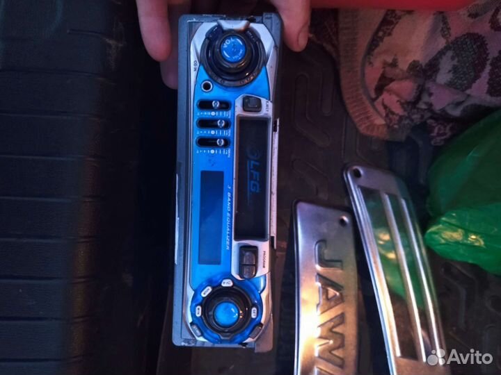 Касетная магнитола