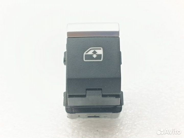 Кнопка стеклоподъемника задняя левая Audi Q5 FY