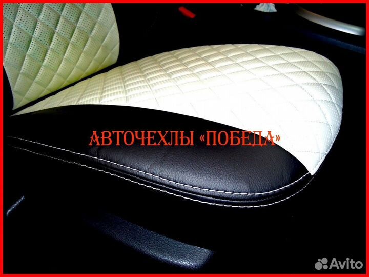 Чехлы Nissan Qashqai 1 из экокожи чёрно-белые Ромб