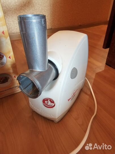 Мясорубка электрическая moulinex Hv4 ME4101