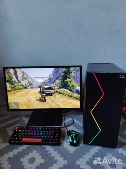 Компьютер с монитором