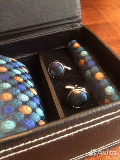 Галстук с запонками и платочком мужской новый в по