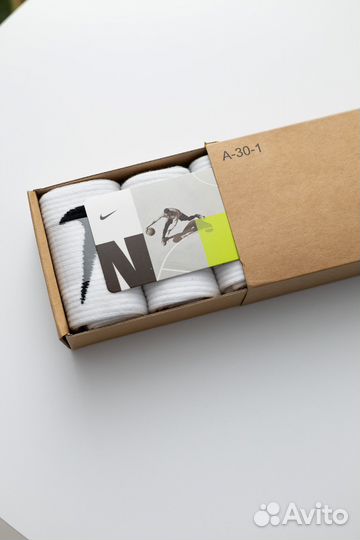 Оригинальные белые носки 