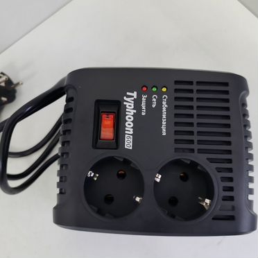 Стабилизаторы и ибп Defender AVR Typhoon 600 (99032)