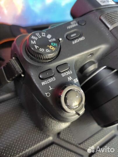 Фотоаппарат sony DSC-HX200