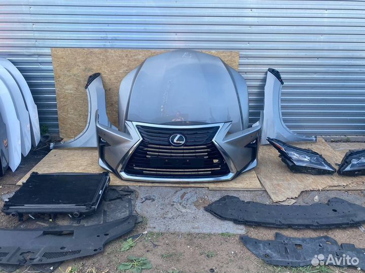 Lexus RX-4 Ноускат передняя часть автомобиля