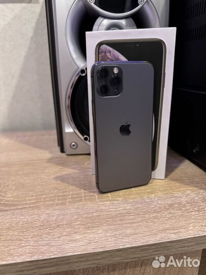 iPhone 11 Pro, 256 гб