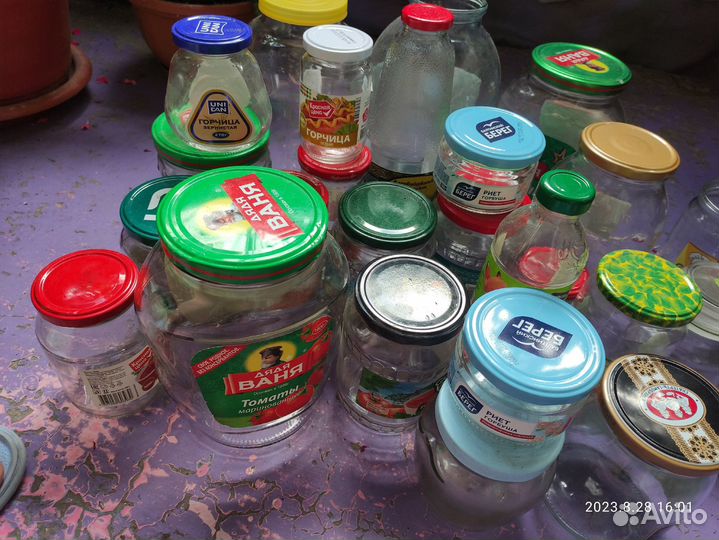 Банки стеклянные с крышками