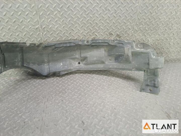 Подкрылок передний левый toyota prius