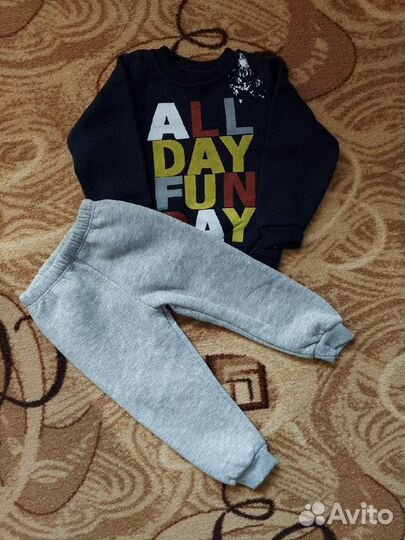 Костюм детский новый