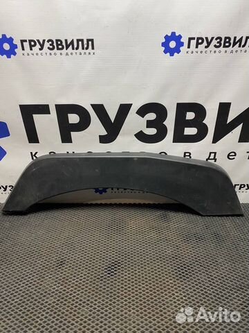 Крыло кабины Renault T 7482236816