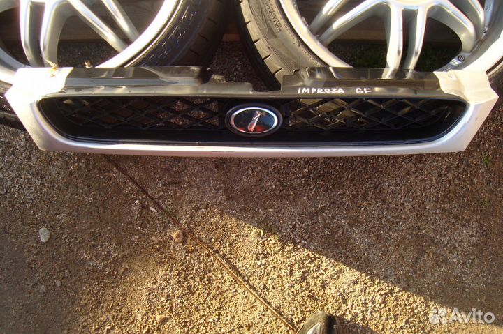 Решетка радиатора Impreza GF