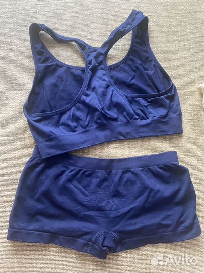 Костюмы для pole dance (42/44 размер ) и чешки