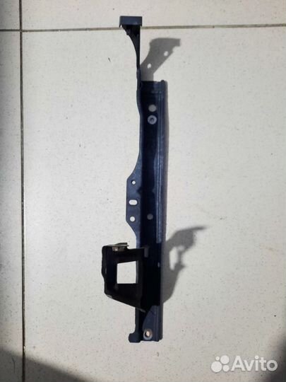 Стойка замка капота передняя Тoyota Land Cruiser