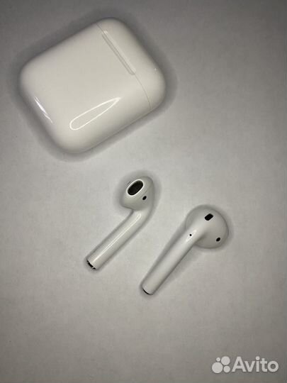 Apple AirPods 2