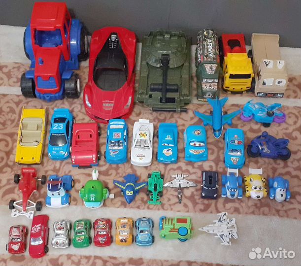 Продам наборы игрушек для мальчика