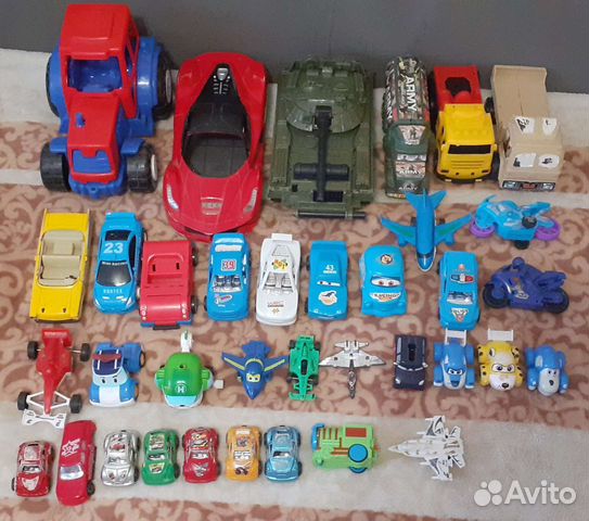 Продам наборы игрушек для мальчика