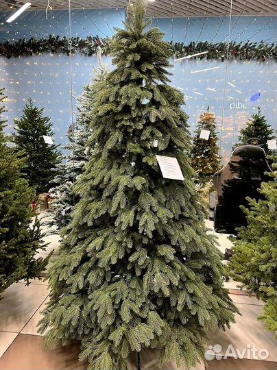 Искусственные елки новые