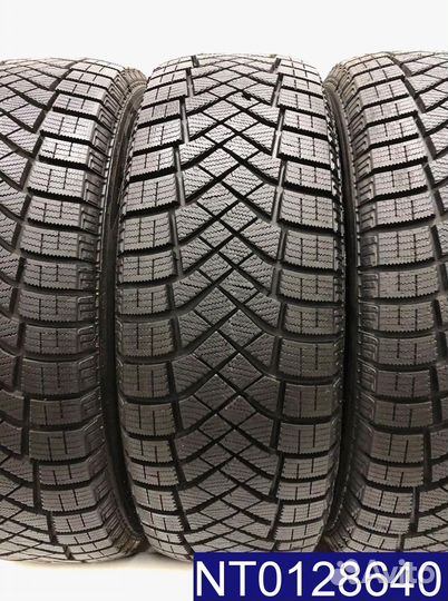 Pirelli Ice Zero FR 215/65 R16 102T