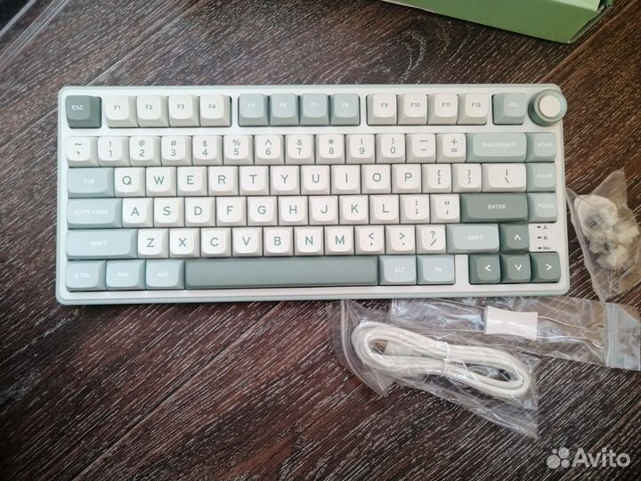 Игровая механическая клавиатура Rkr75