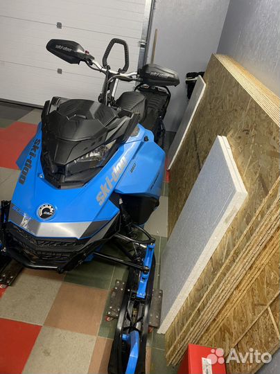 Снегоход BRP Ski-doo Summit SP 850E-TEC 154