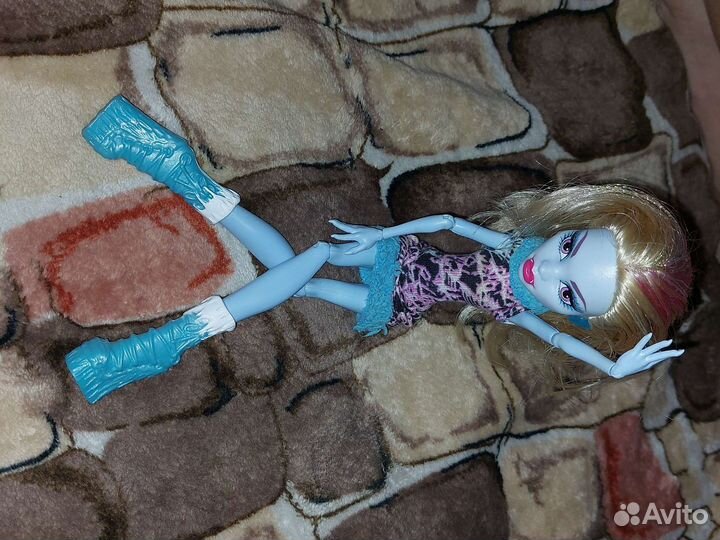 Кукла монстр хай эбби