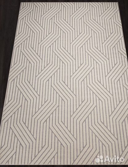 Ковер 120x170 см. Новый. Однотонный дизайн