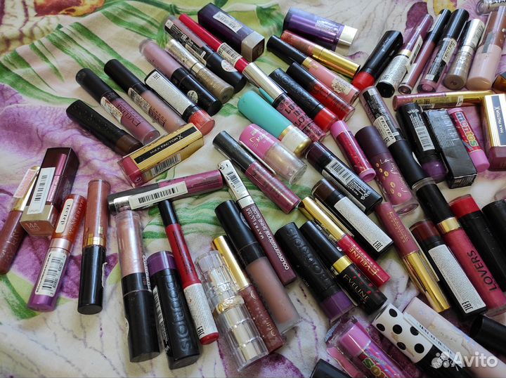 Набор помад и блесков