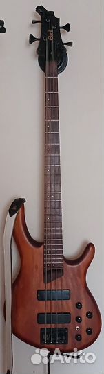 Бас гитара Cort B4 активная