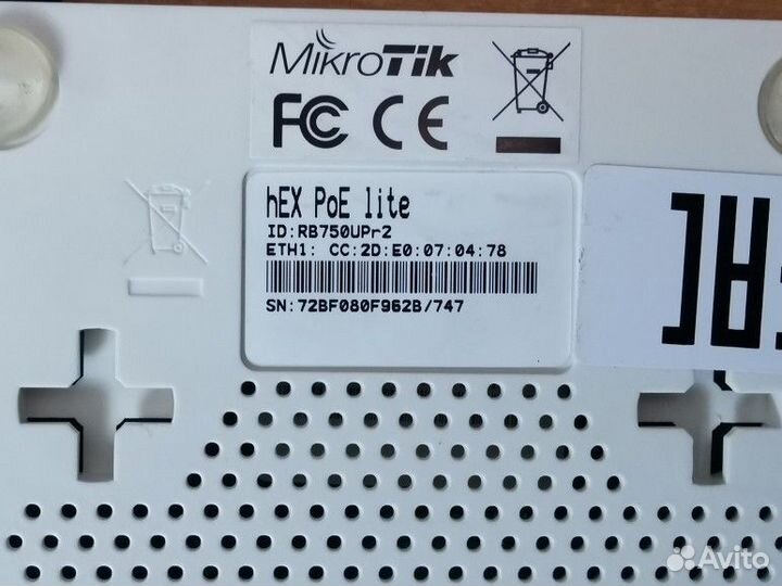 Mikrotik rb750upr2 (hex poe lite)