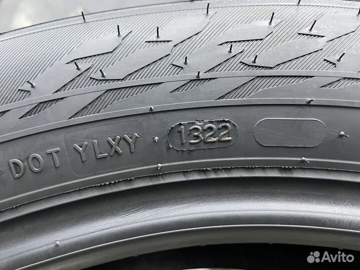 Nokian Tyres Hakkapeliitta 9 SUV 225/55 R19 103T