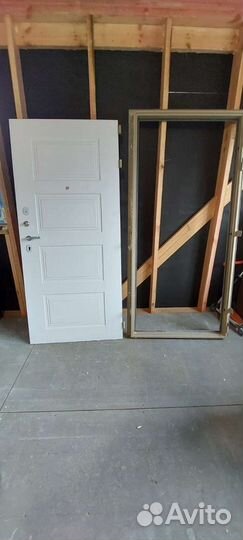 Дверь входная