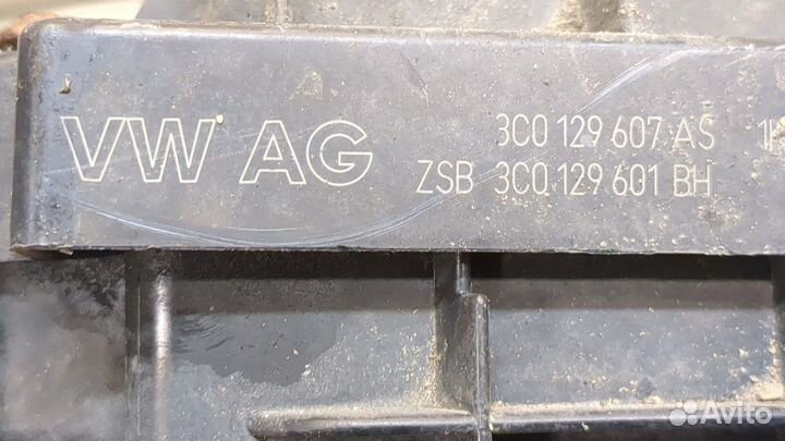 Корпус воздушного фильтра Volkswagen Tiguan, 2008