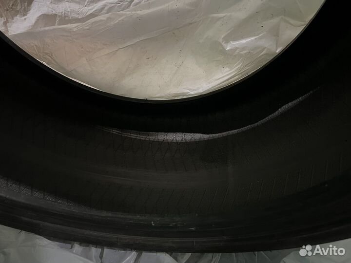 Goodyear UltraGrip 8 Performance 24.5/40 R18 97W