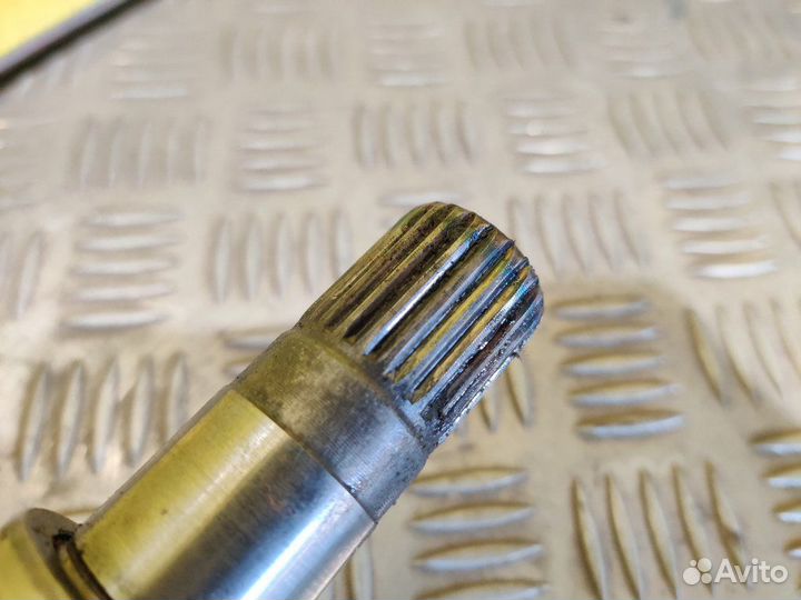 Привод передний правый Mini Cooper R50 W10 2004