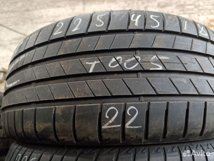 Bridgestone Turanza T005 225/45 R18 100Y