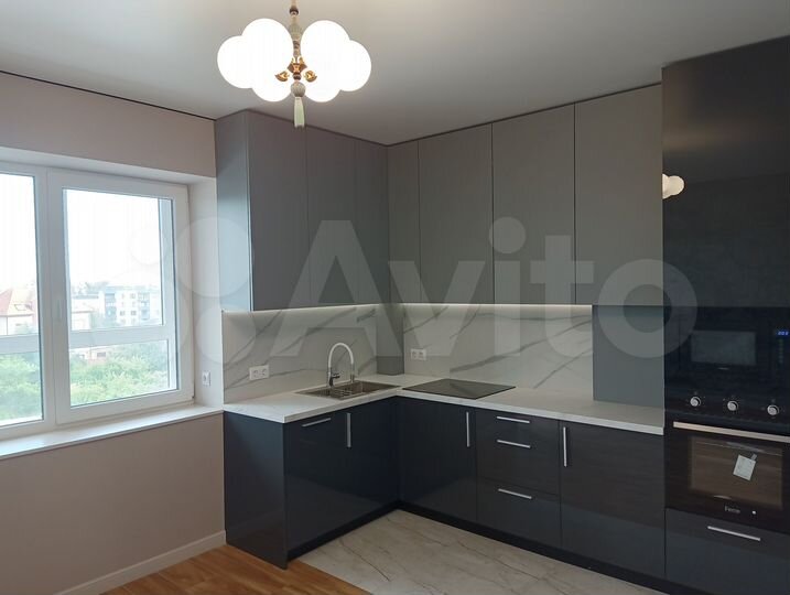 2-к. квартира, 60 м², 4/10 эт.